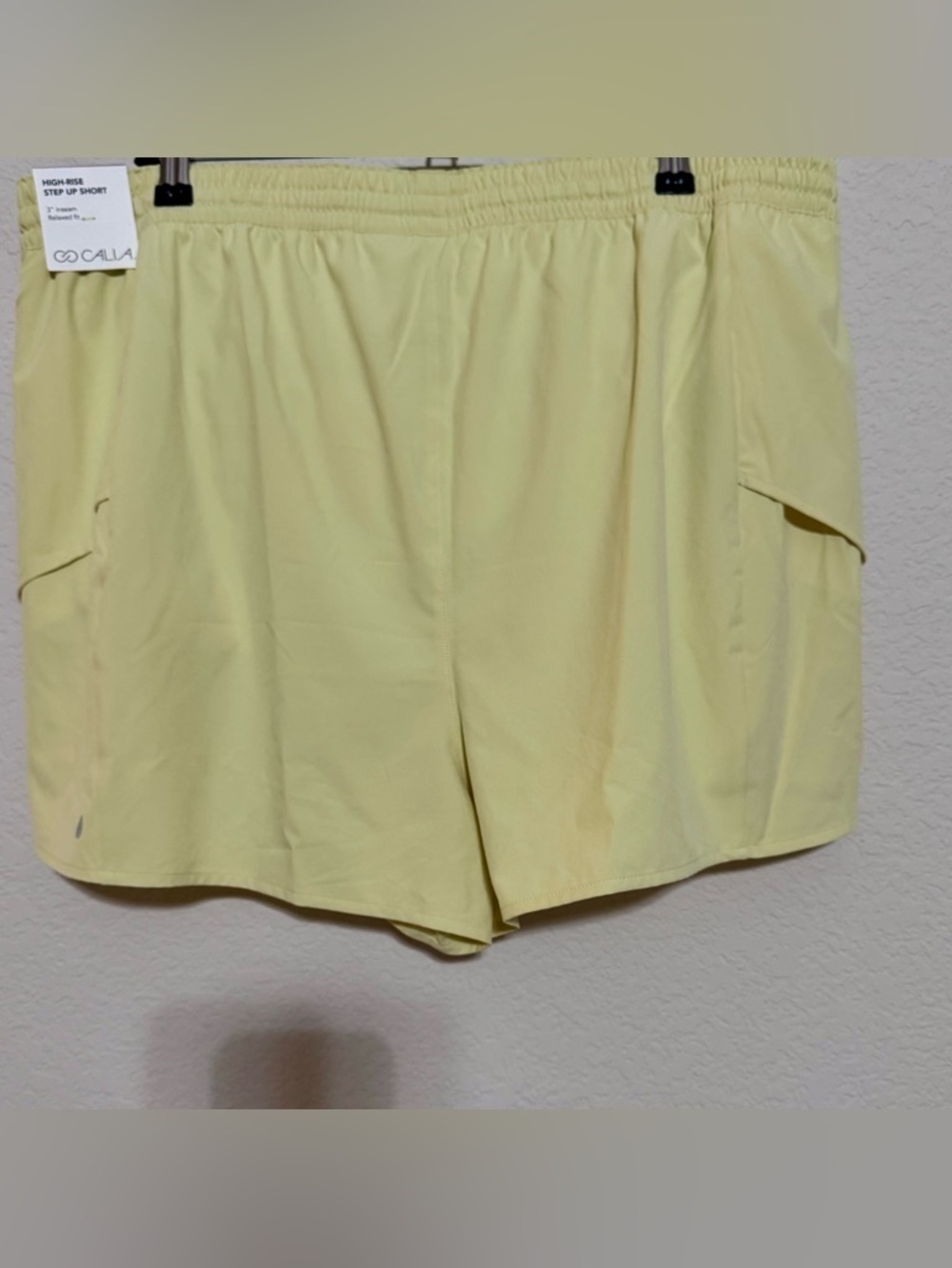 Calia Womens Size XL
Step Up Inner Brief High-Rise 3" Inseam Shorts Yellow/Green - Picture 6 of 8